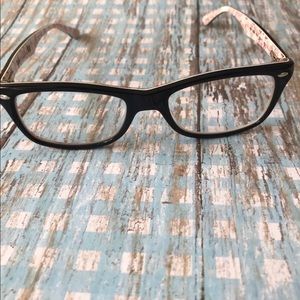 Ray-Ban Eyeglasses Black/Red Rectangle Shape